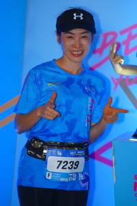 BIB: 7239
                            <button type="button" onclick="openModal(3238168)" class="btn btn-primary btn-sm float-right btn-popup" data-toggle="modal" data-target=".modal-high-quality">
                        <i class="fas fa-shopping-cart"></i> Add to Cart
                    </button>
                                            <button type="button" onclick="isThisMe(3238168, true)" class="btn btn-success btn-sm float-right btn-popup btn-isme hidden" data-toggle="tooltip" data-placement="bottom" title="นี่คือรูปของคุณใช่ไหม คลิกที่นี่เพื่อเอาเข้าอัลบั้ม">
                        <i class="fas fa-plus"></i> Add to album
                    </button>
                    <button type="button" onclick="isThisMe(3238168, false)" class="btn btn-warning btn-sm float-right btn-popup btn-isnotme hidden">
                        <i class="fas fa-ban"></i> Remove from album
                    </button>